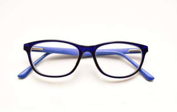 Eyewear Market Share, Future Growth, Analysis By Industry Size, Upcoming Trend, Growth Rate, Regional Insights, Historic