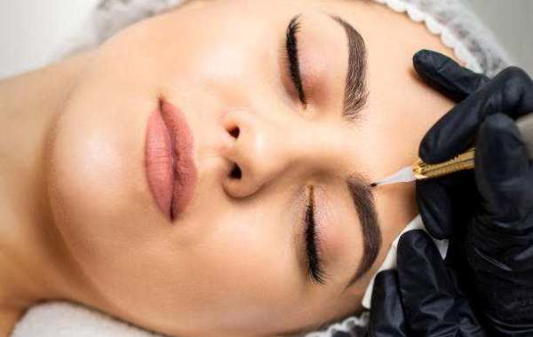 Eyebrow Tint: The Ultimate Guide on How to Get the Perfect Eyebrows